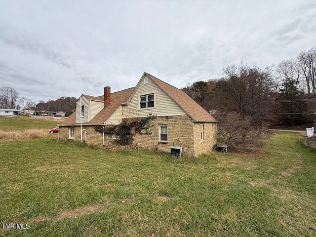 1427 Reed Hollow Road, Gate City, VA 24251