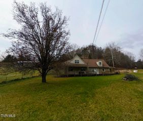 1427 Reed Hollow Road, Gate City, VA 24251