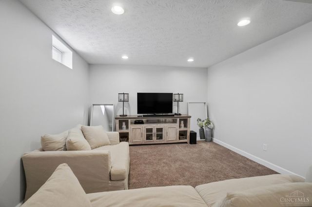 130 Wells Drive, Springboro, OH 45066