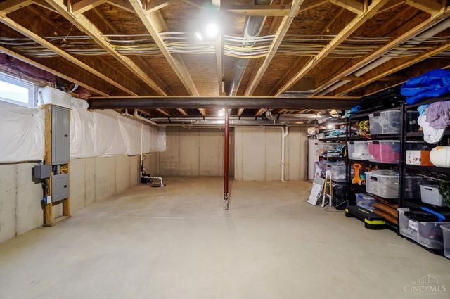 130 Wells Drive, Springboro, OH 45066