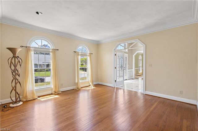 2112 Chamberling KY, Virginia Beach, VA 23454