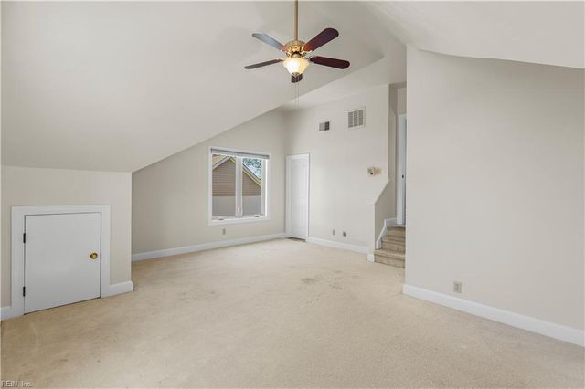 2112 Chamberling KY, Virginia Beach, VA 23454