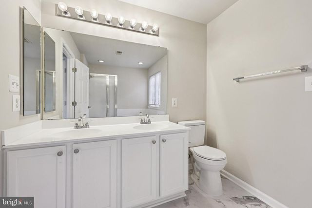 2880 MYRTLEWOOD DR, Dumfries, VA 22026