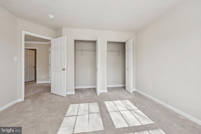 2880 MYRTLEWOOD DR, Dumfries, VA 22026