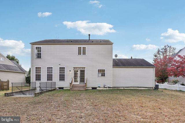 2880 MYRTLEWOOD DR, Dumfries, VA 22026