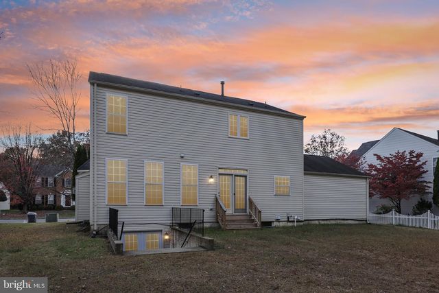 2880 MYRTLEWOOD DR, Dumfries, VA 22026