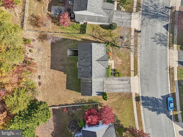 2880 MYRTLEWOOD DR, Dumfries, VA 22026