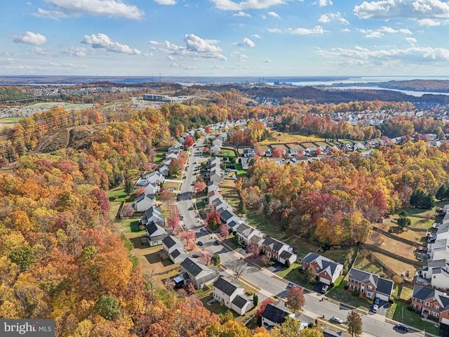 2880 MYRTLEWOOD DR, Dumfries, VA 22026