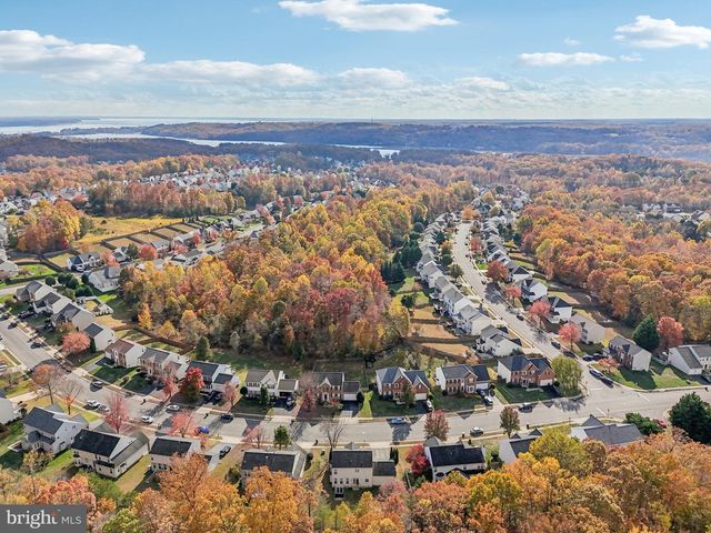 2880 MYRTLEWOOD DR, Dumfries, VA 22026