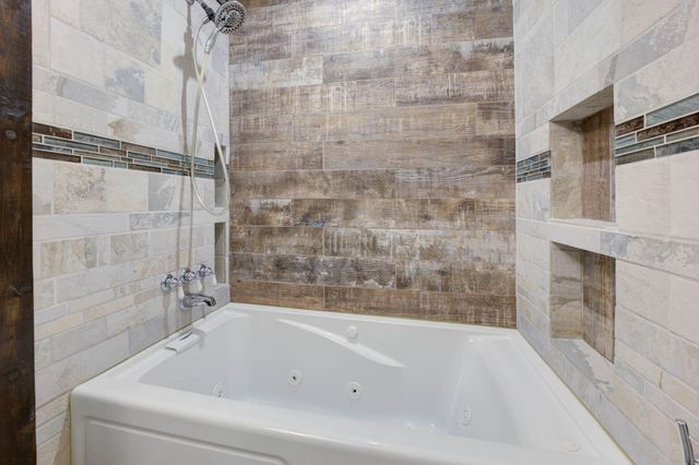 8042 Nova Court, North Charleston, SC 29420