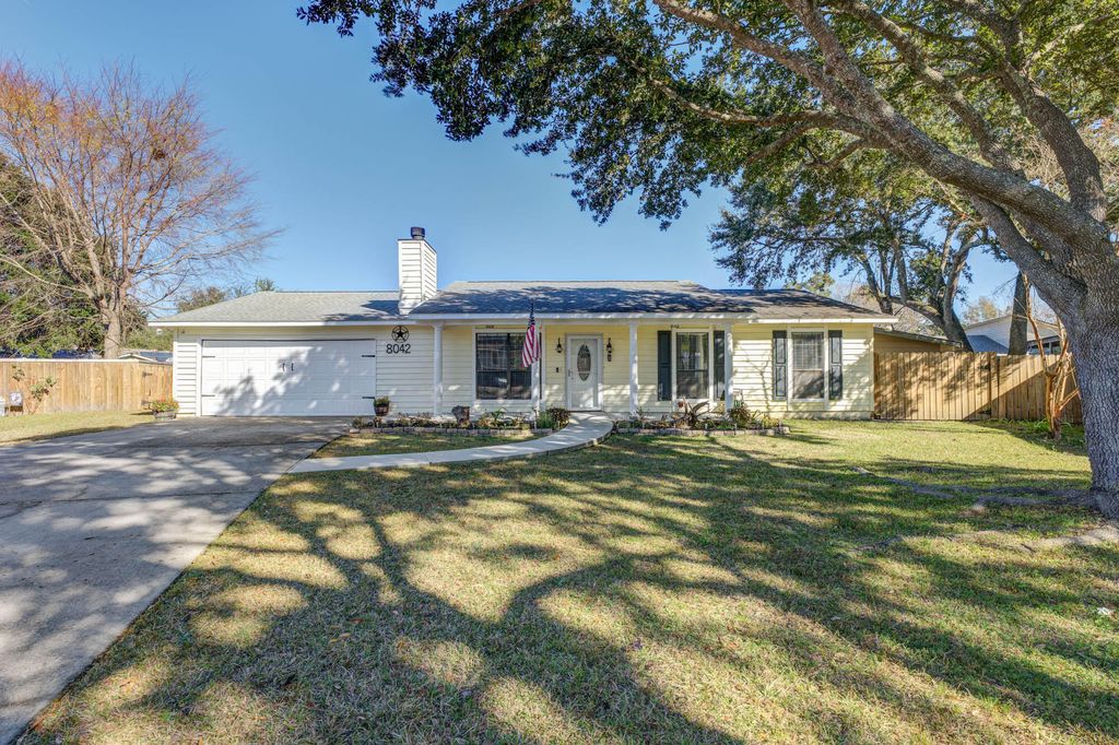 8042 Nova Court, North Charleston, SC 29420