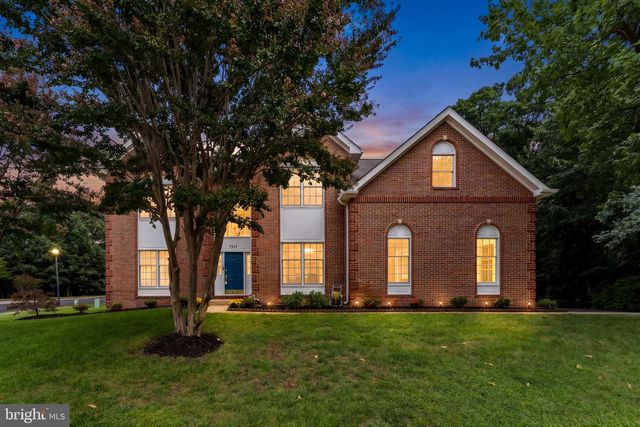 5045 WORTHINGTON WOODS WAY, Centreville, VA 20120