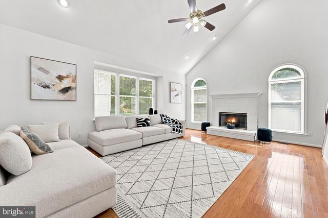 5045 WORTHINGTON WOODS WAY, Centreville, VA 20120