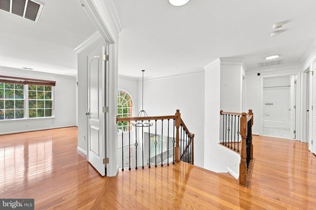 5045 WORTHINGTON WOODS WAY, Centreville, VA 20120