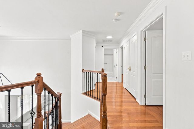 5045 WORTHINGTON WOODS WAY, Centreville, VA 20120