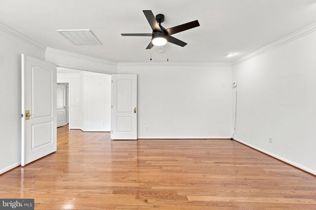 5045 WORTHINGTON WOODS WAY, Centreville, VA 20120