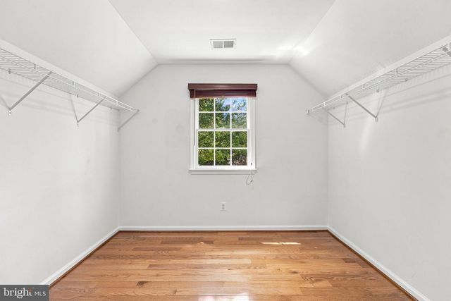 5045 WORTHINGTON WOODS WAY, Centreville, VA 20120