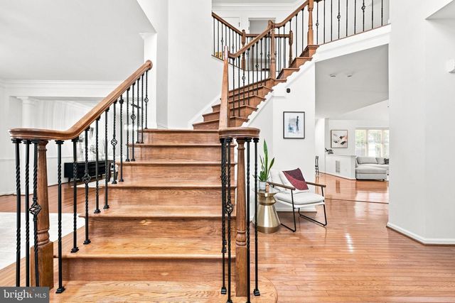 5045 WORTHINGTON WOODS WAY, Centreville, VA 20120