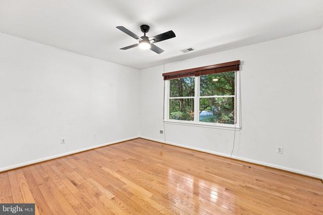 5045 WORTHINGTON WOODS WAY, Centreville, VA 20120