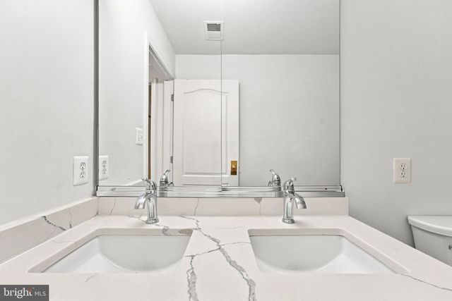 5045 WORTHINGTON WOODS WAY, Centreville, VA 20120