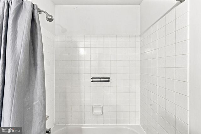 5045 WORTHINGTON WOODS WAY, Centreville, VA 20120