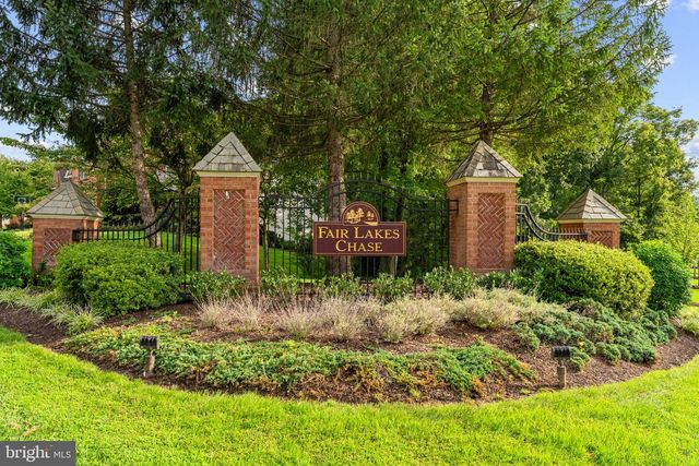 5045 WORTHINGTON WOODS WAY, Centreville, VA 20120