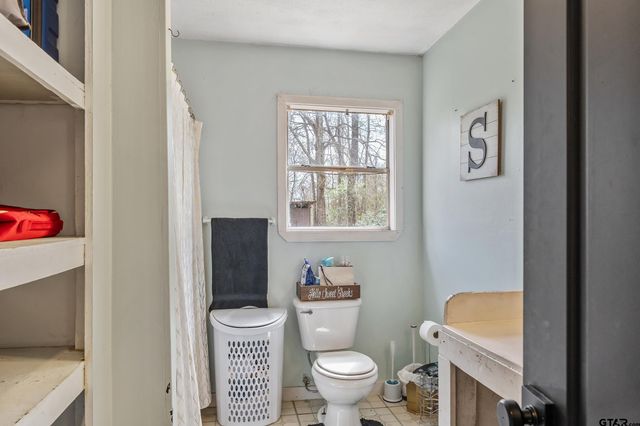 849 County Road 3216, Jacksonville, TX 75766