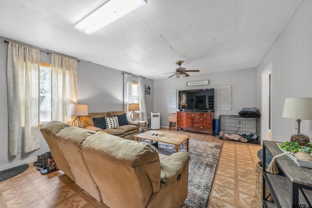 849 County Road 3216, Jacksonville, TX 75766