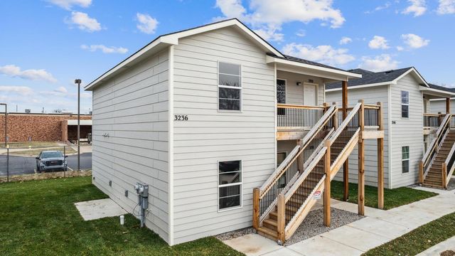 3212-3244 S VICTORIA AVE, Wichita, KS 67216