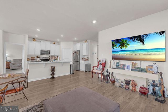 31 WALTON WAY, Delanco, NJ 08075