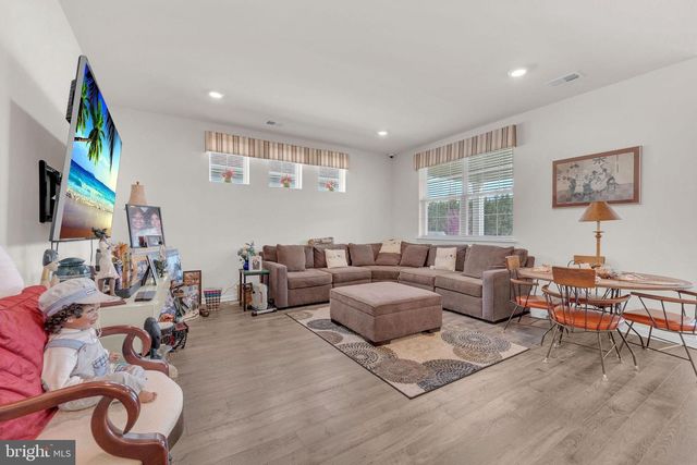 31 WALTON WAY, Delanco, NJ 08075