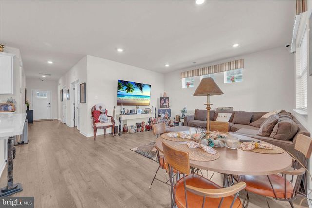 31 WALTON WAY, Delanco, NJ 08075