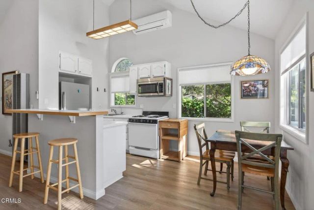 207 E Eucalyptus, Ojai, CA 93023