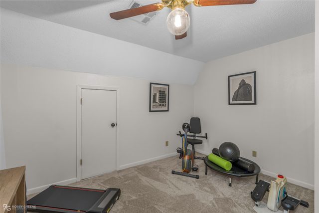 5221 S Lakeshore Drive, Shreveport, LA 71109