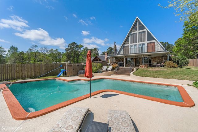 5221 S Lakeshore Drive, Shreveport, LA 71109