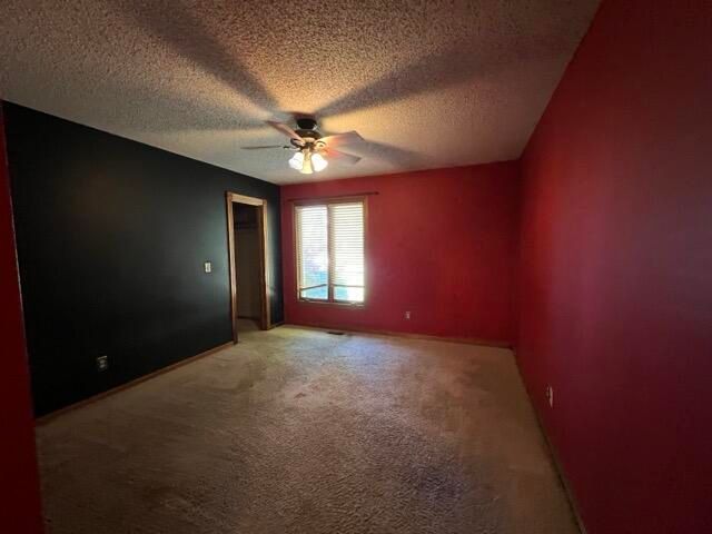 796 W Sherwood Drive, Springfield, MO 65810