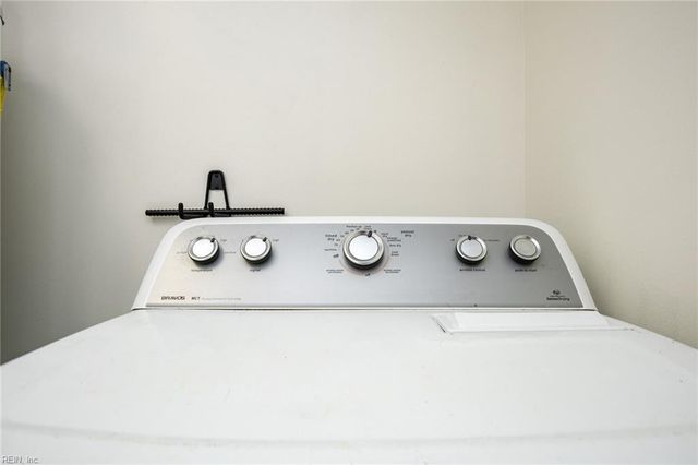 1923 Rawood DR, Hampton, VA 23663