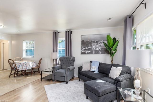 1923 Rawood DR, Hampton, VA 23663