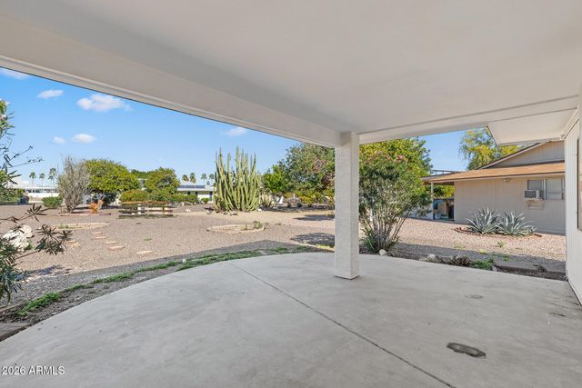16817 N MEADOW PARK Drive, Sun City, AZ 85351