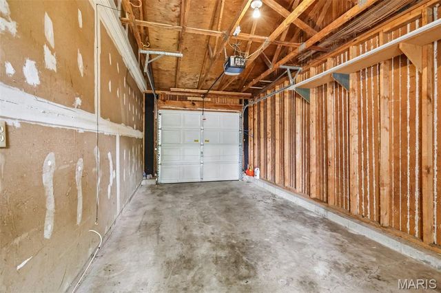18 Lone Elk Lane, St Peters, MO 63376
