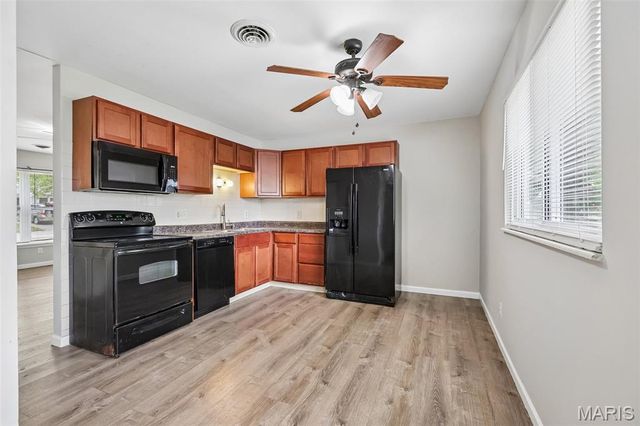 18 Lone Elk Lane, St Peters, MO 63376