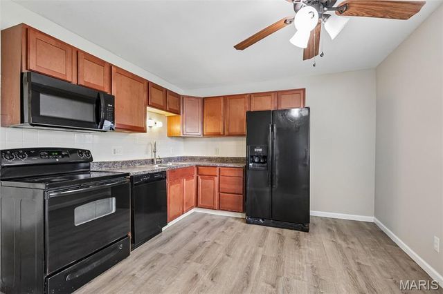 18 Lone Elk Lane, St Peters, MO 63376