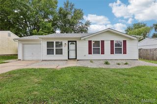 18 Lone Elk Lane, St Peters, MO 63376