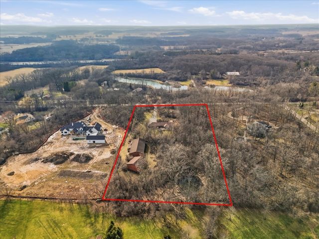 40335 N Mill Creek Road, Old Mill Creek, IL 60083