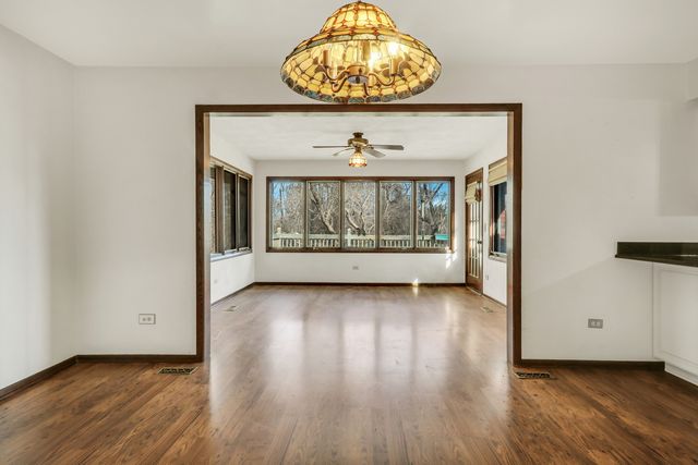 40335 N Mill Creek Road, Old Mill Creek, IL 60083