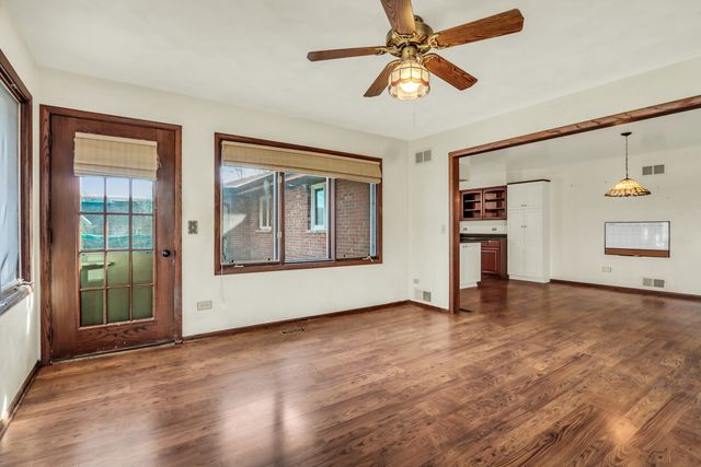 40335 N Mill Creek Road, Old Mill Creek, IL 60083