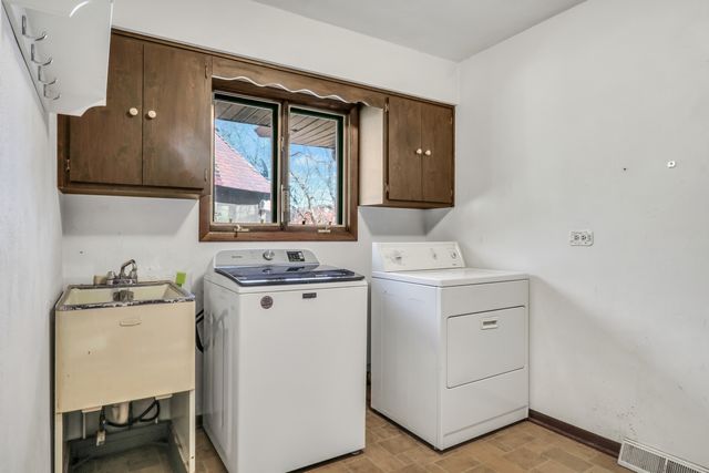 40335 N Mill Creek Road, Old Mill Creek, IL 60083