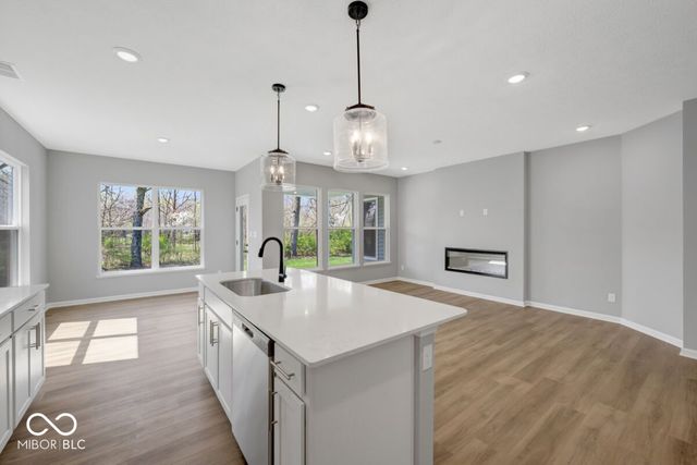 5504 Aspen Wood Lane, Indianapolis, IN 46239