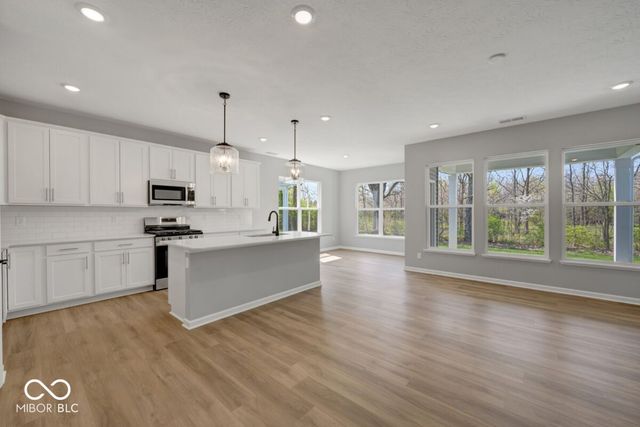 5504 Aspen Wood Lane, Indianapolis, IN 46239