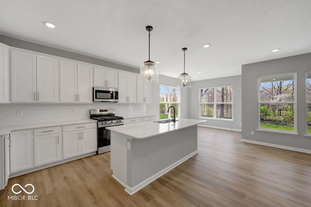 5504 Aspen Wood Lane, Indianapolis, IN 46239